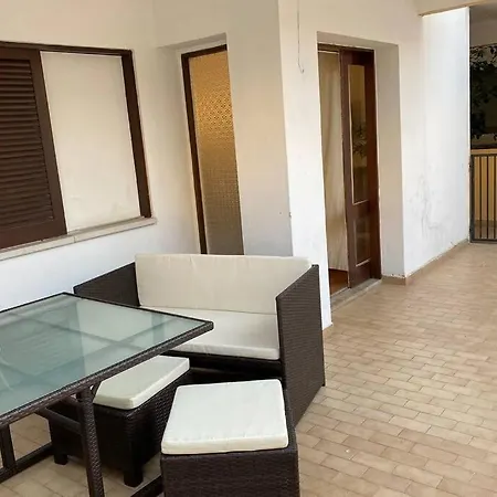 Apartment Zapata's House, Close To Pubs & Beaches *