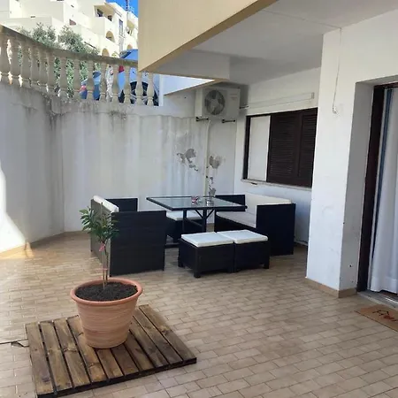 Zapata's House, Close To Pubs & Beaches Albufeira